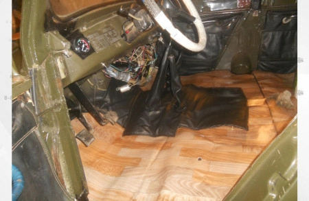 Покрытие пола на УАЗ 469 (линолеум) без багажника